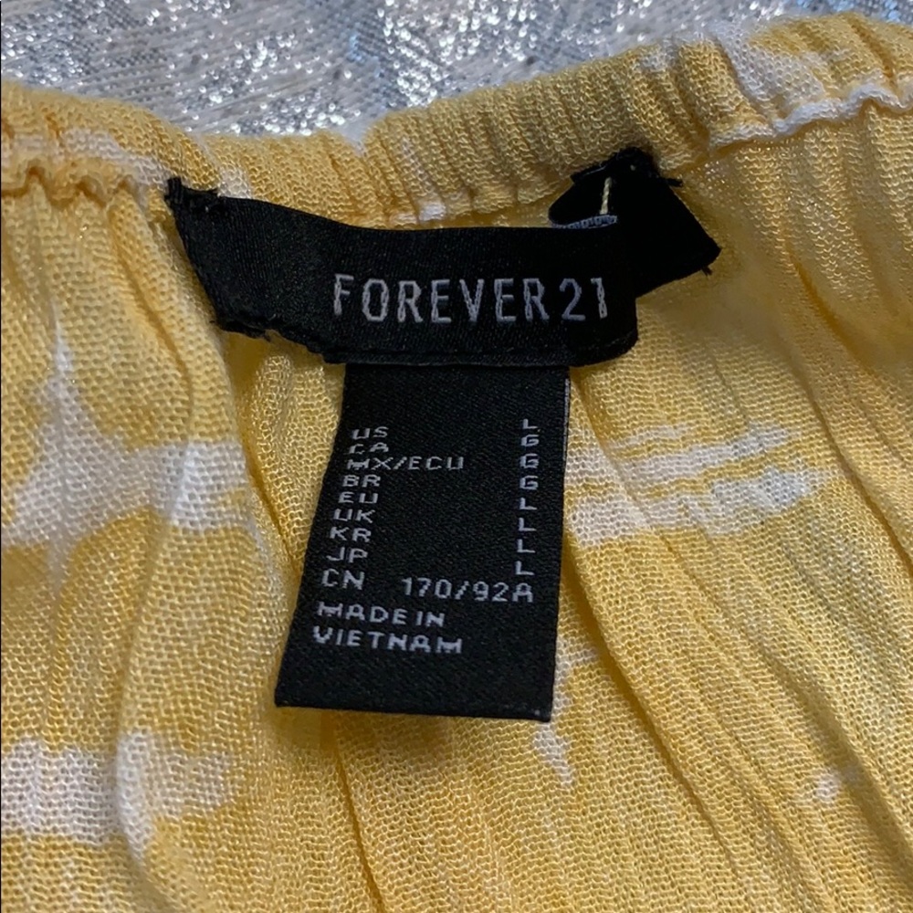 Top - Picture 3 of 3